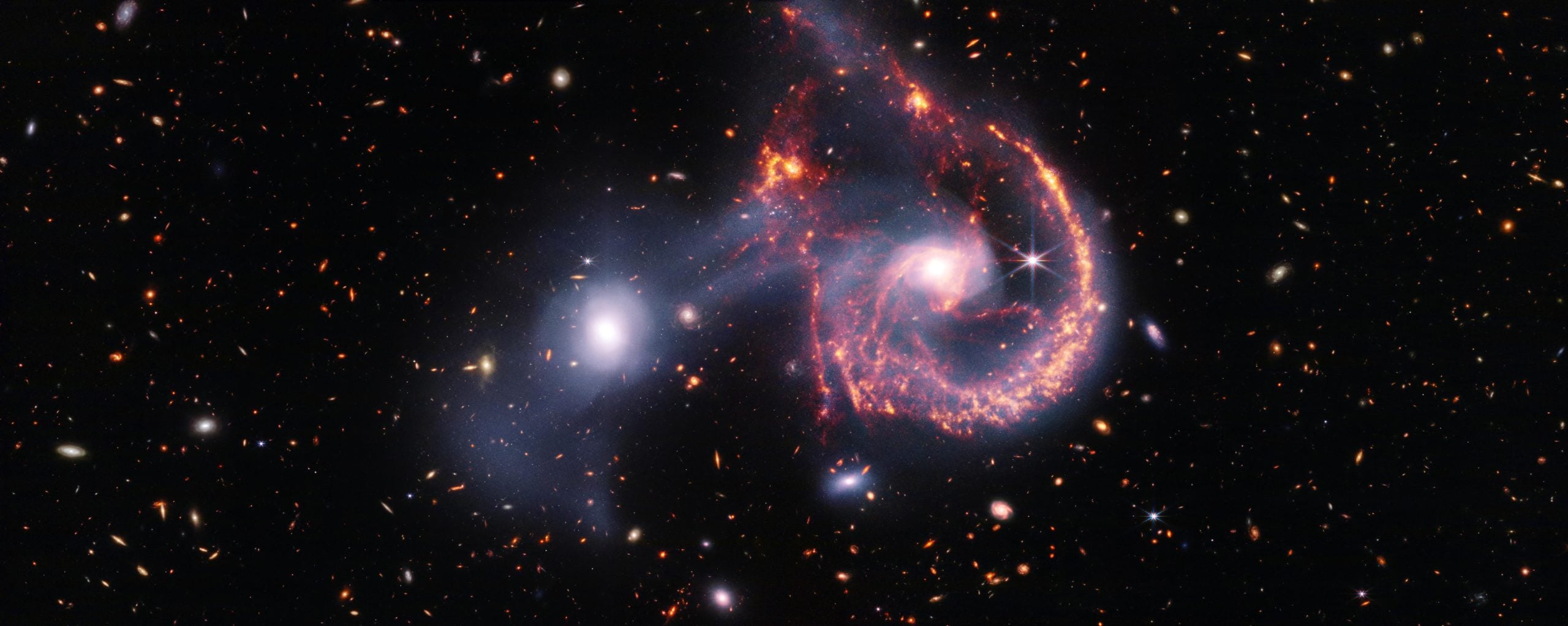 Voir le sourire de l'univers: le télescope Webb capture une merveille cosmique