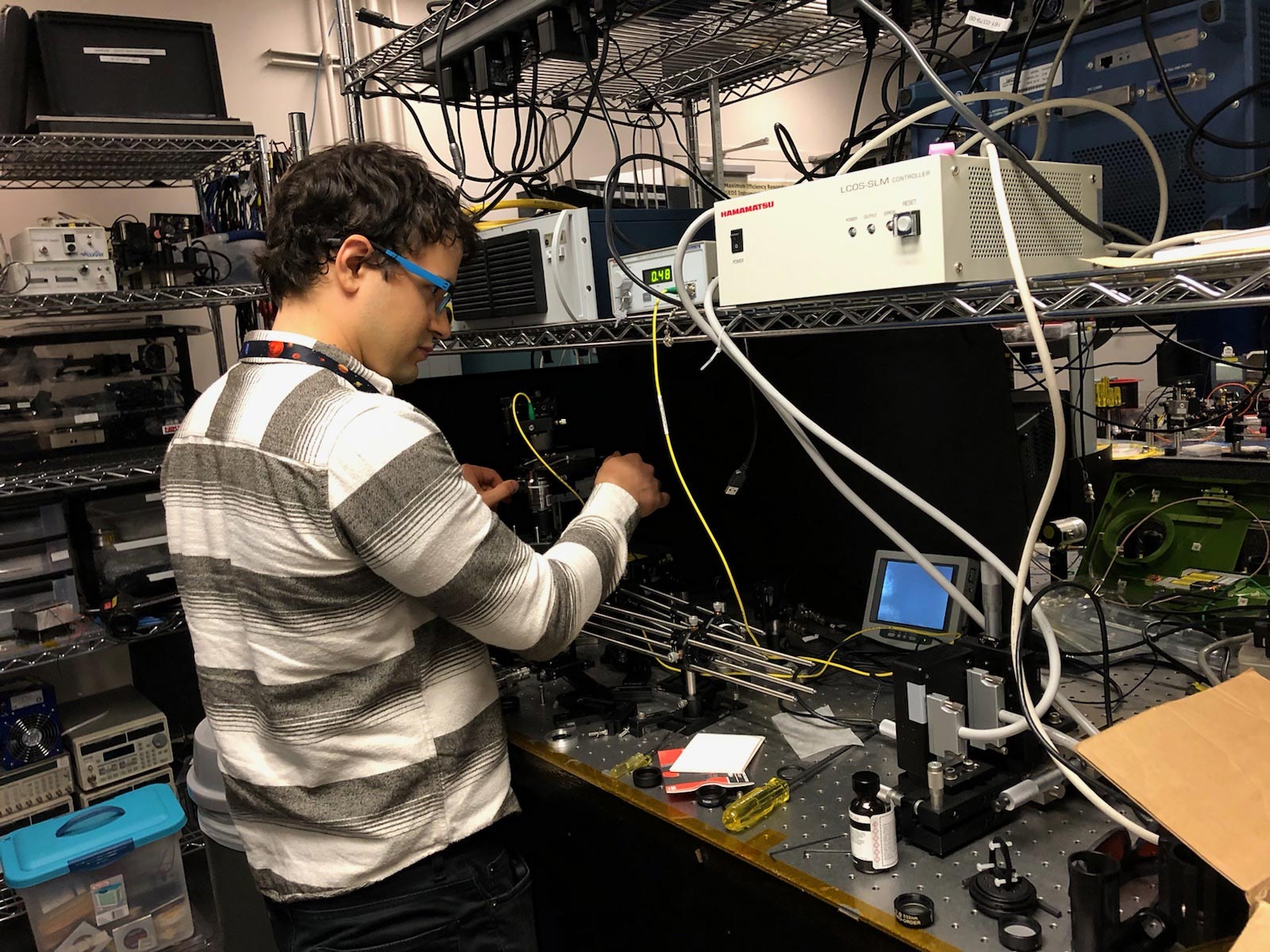 Innovateur de la NASA expérimente les champs de force pour le déplacement de la matière