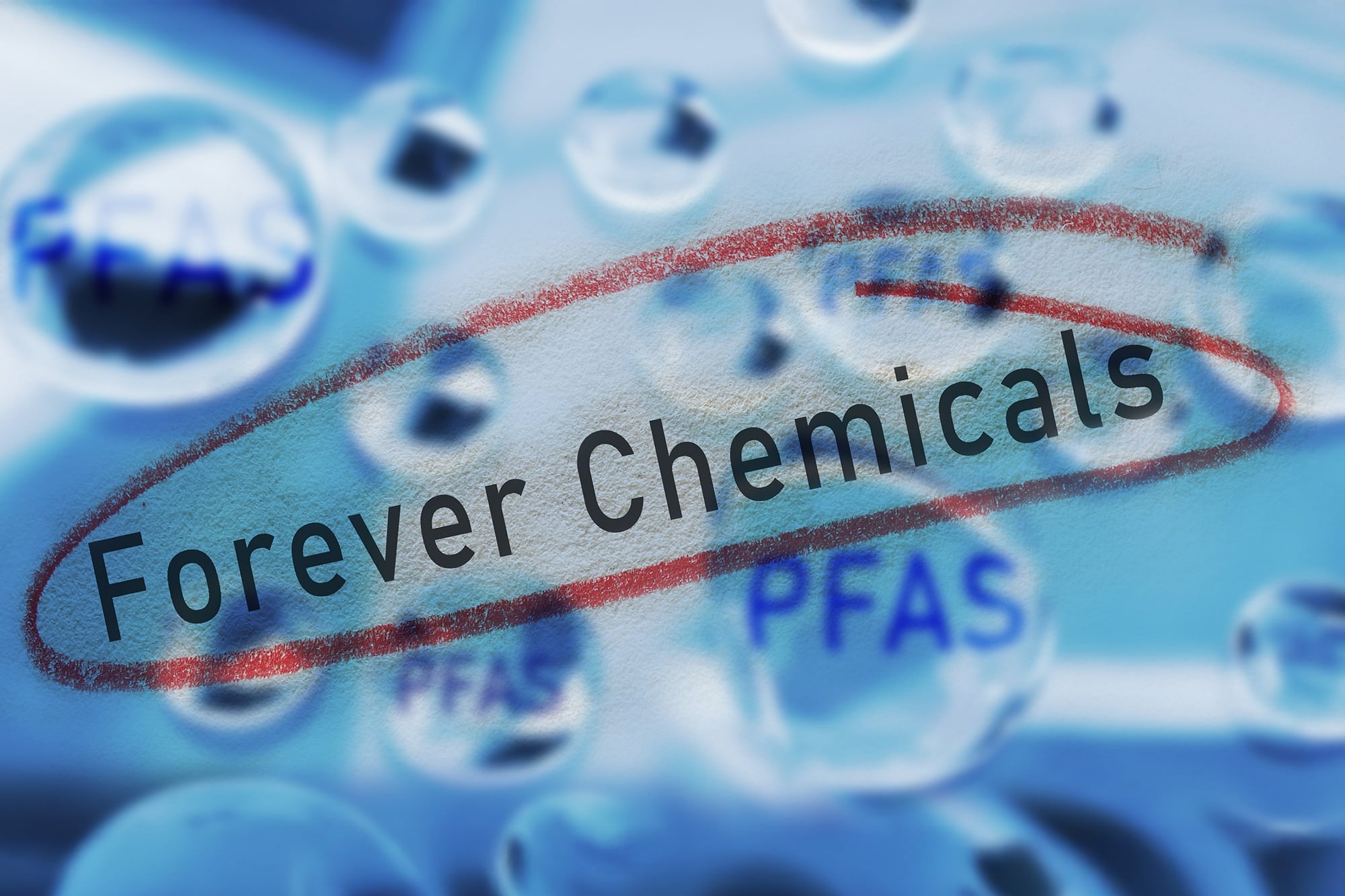 La planète est recouverte d'un produit chimique qui ne disparaît jamais