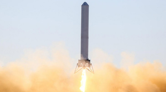 SpaceX Grasshopper est d'abord une fusée réutilisable